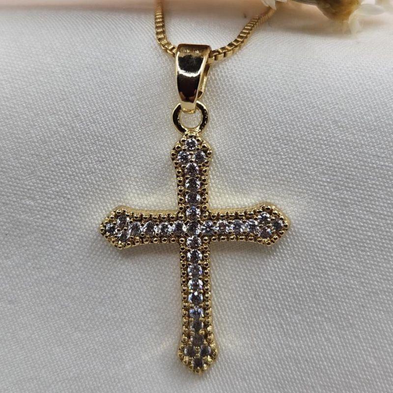 COLAR DE CRUZ COM ZIRCONIA